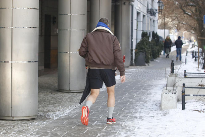 Maciej Dowbor wystawił nogi na mróz