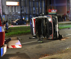 Szczecin: Wypadek karetki pogotowia.