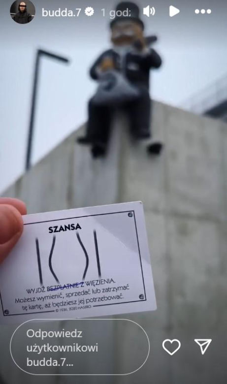 Tak Budda dziękuje za pomoc w wyjściu z więzienia! Obłędnie droga fura!