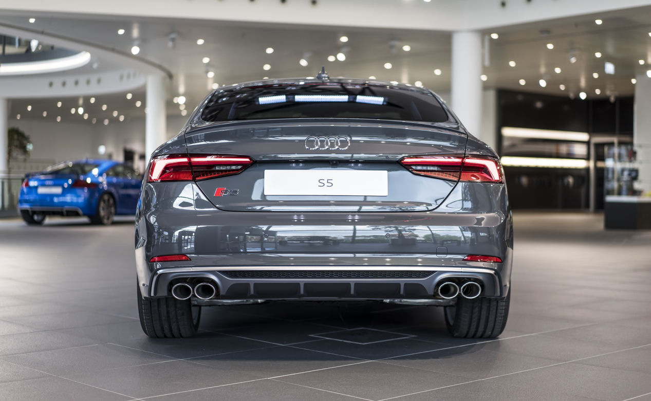 Audi S5