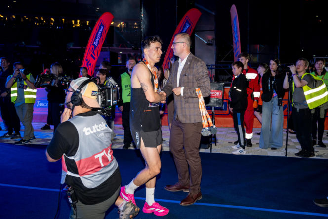 Sukces 12. Tarczyński Nocnego Wrocław Półmaratonu