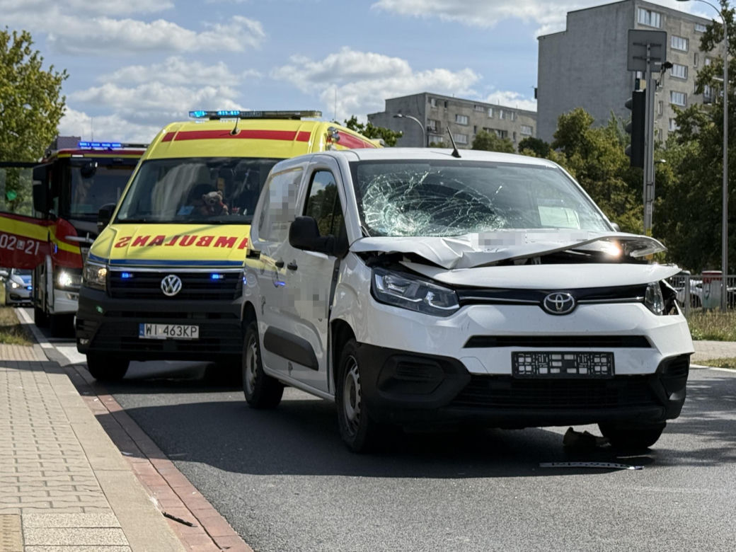 Wjechał w ludzi jak w pachołki. Dwie osoby nie żyją, inni walczą o życie w szpitalu