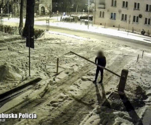 Międzyrzecz. Przyjechał do Polski po pracę, ale przeszkodził mu... szlaban parkingowy [ZDJĘCIA]