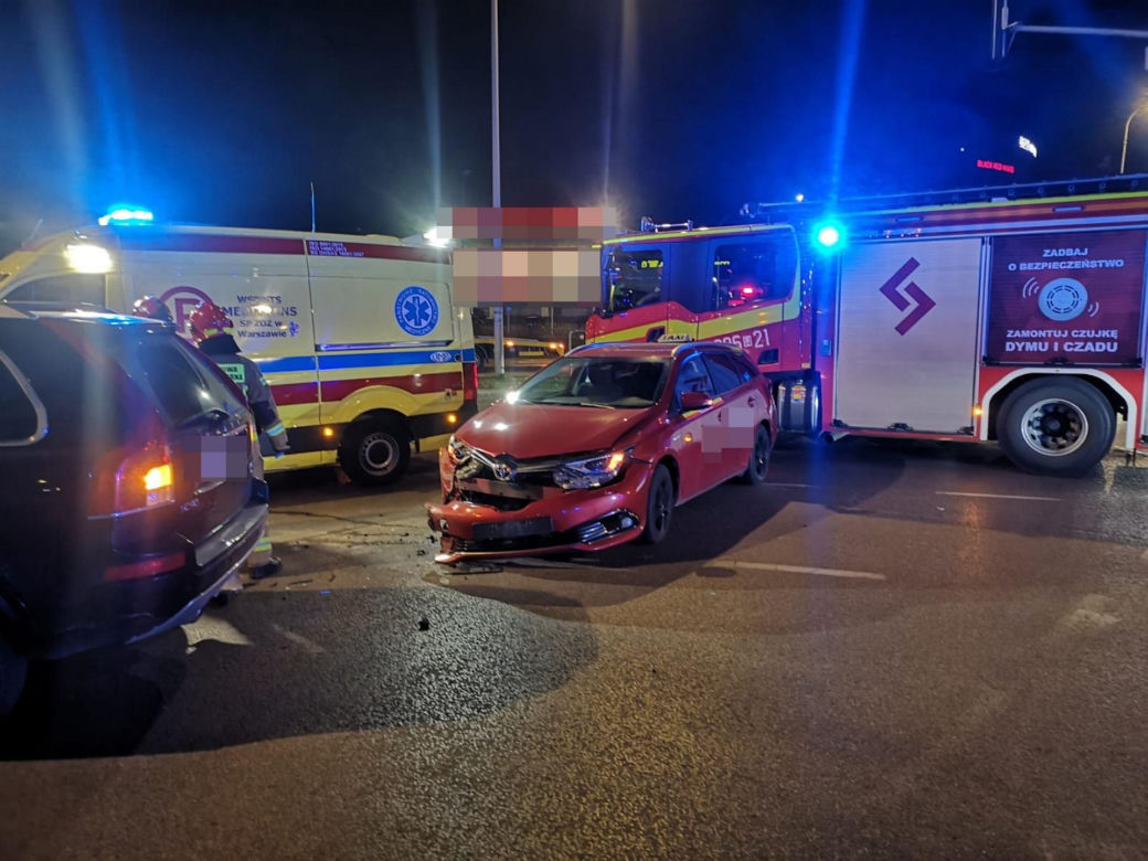 Kłótnia dwóch braci zakończona wypadkiem. Jeden wiózł drugiego na aucie. Potem się rozbili