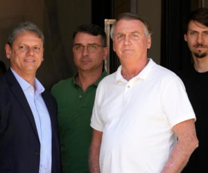 Był prezydent próbował uciec z aresztu! Użył lutownicy