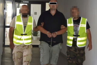 Zarąbał matkę, ojca i wujka. Niewyobrażalna zbrodnia w idyllicznej wsi