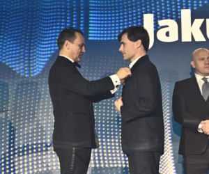 Radosław Sikorski odznaczył Ambasadorów Totalizatora Sportowego