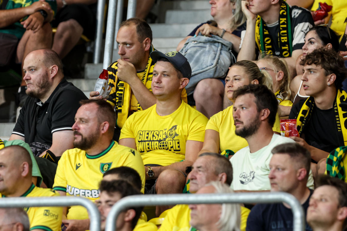 Zdjęcia kibiców z meczu GKS Katowice - MSK Żilina