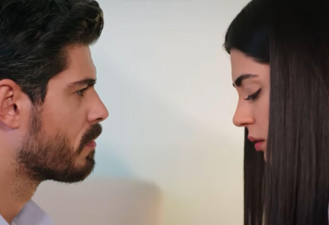 "Panna młoda", odcinek 38: Cihan i Hancer zostają na noc u Deryi. Dojdzie między nimi do zbliżenia?