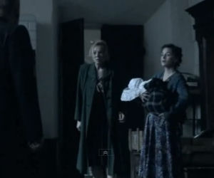Czas honoru Powstanie odc. 8. Emilia (Sonia Bohosiewicz), Lena (Agnieszka Więdłocha)