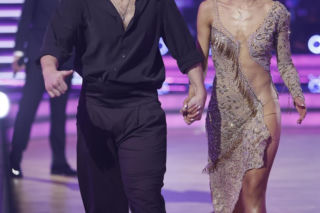 Sebastian Fabijański, Julia Suryś