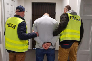 Poznań: Jeździli po mieście i STRZELALI do różnych obiektów! Straty wyceniono na kilkanaście tysięcy!