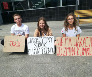 Miał być WIELKI PROTEST! Przyszły... trzy osoby. Porażka strajku klimatycznego