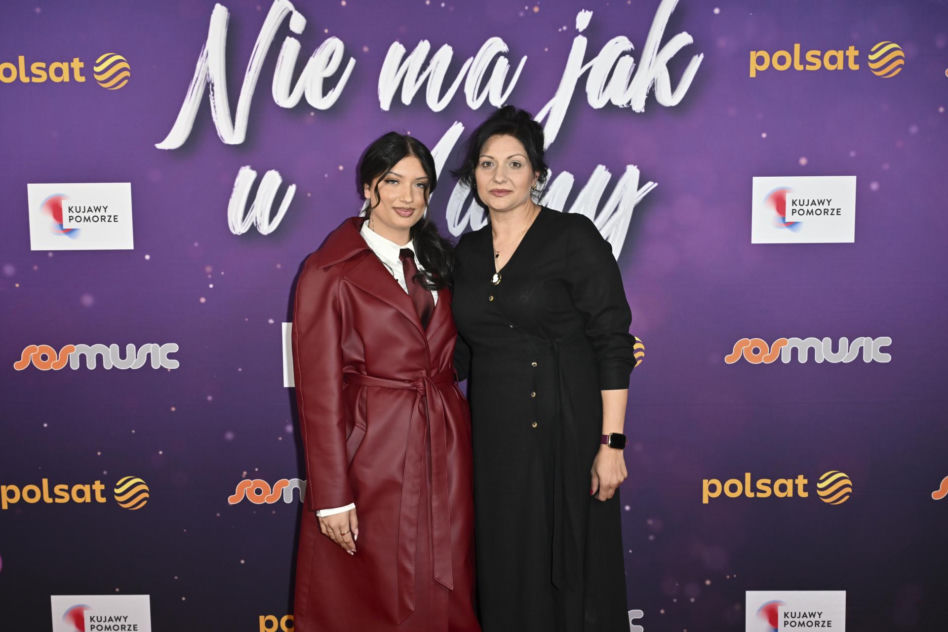 Viki Gabor w za dużym płaszczu, Halina Mlynkova w serwetce i skromniutka Doda