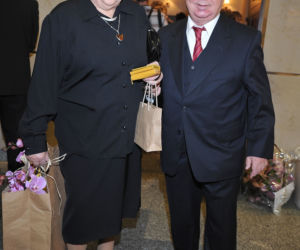 Syn Romana Kłosowskiego nie może przenieść mamy do grobu taty