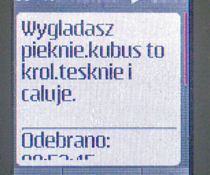 Wysyłał jej miłosne SMS-y z Watykanu