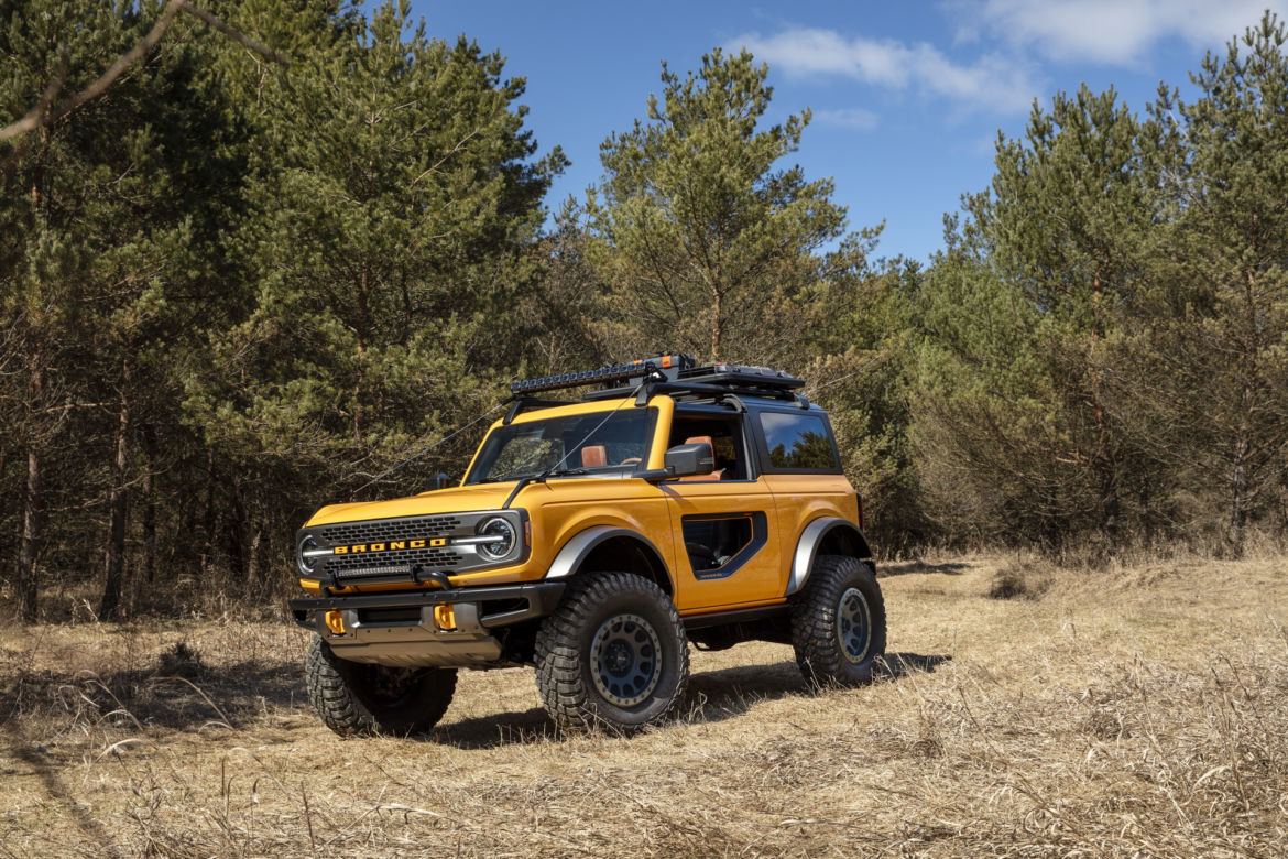 (2021) Ford Bronco
