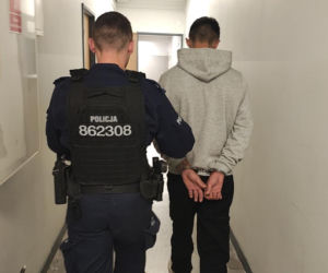 Złapała kochanka w łóżku z inną i wezwała policję! Nie zgadniesz, jak to się skończyło