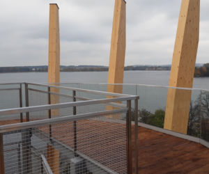 Ełk. Nowa wieża widokowa nad jeziorem gotowa. Zobacz zdjęcia!