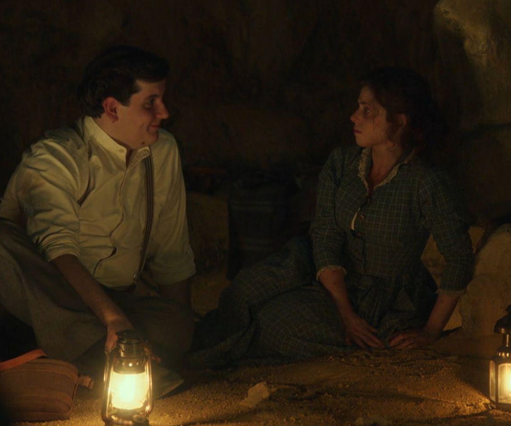 La promesa - pałac tajemnic, odcinek 328: Abel szuka w rzeczach Valentina wskazówek, które mogą uratować Marię TVP