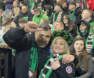 Cztery osoby zatrzymane po awanturze na trybunach. Pseudokibice zepsuli świeto piłki