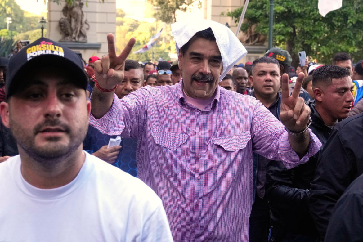 Nicolas Maduro z małżonką zostali schwytani i wywiezieni z kraju