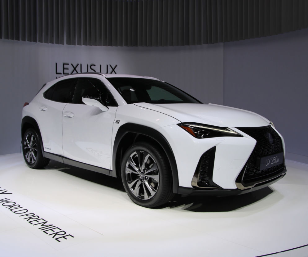 Lexus UX