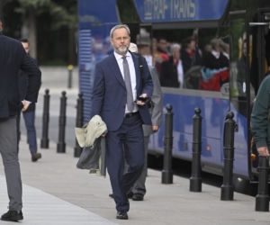 Politycy PiS jadą na wyjazdowe posiedzenie klubu