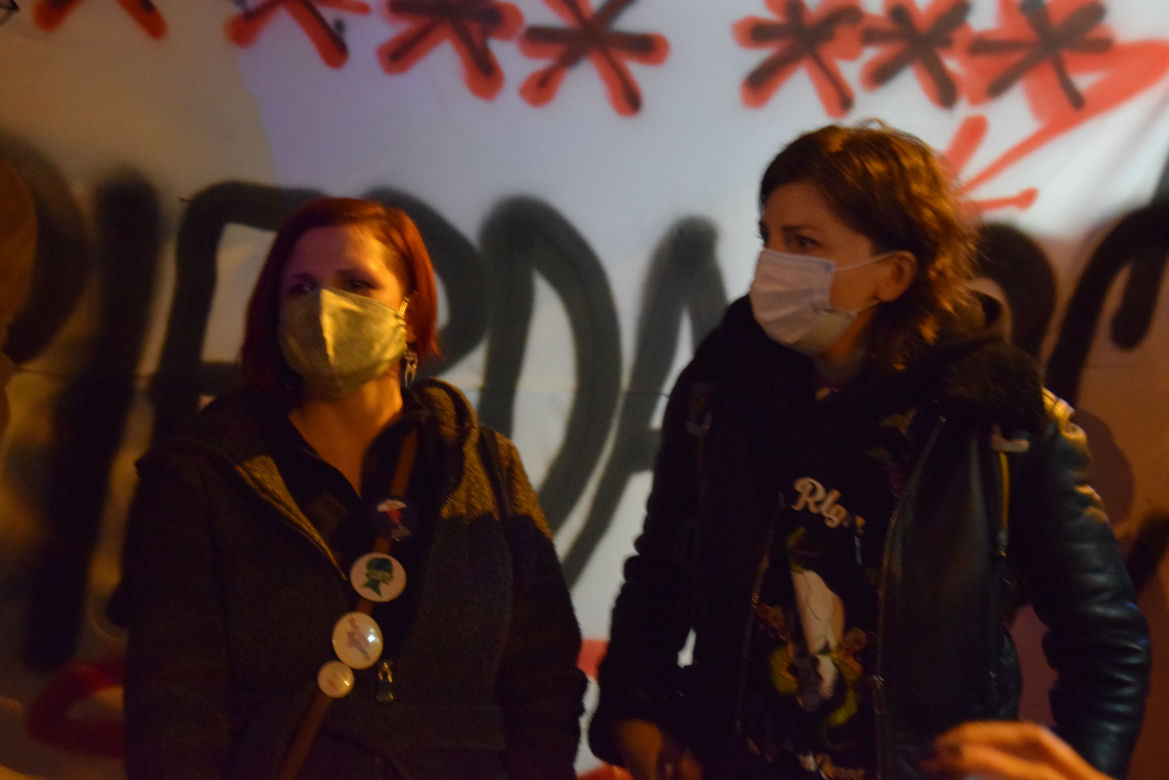 Protest kobiet w Katowicach. Tłumy strajkują przeciwko zakazowi aborcji