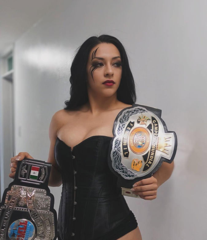 Stephanie Vaquer, mistrzyni WWE