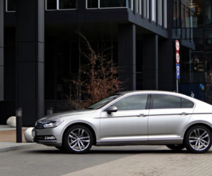 Volkswagen Passat Limousine B8 Highline 2.0 TDI DSG BlueMotion