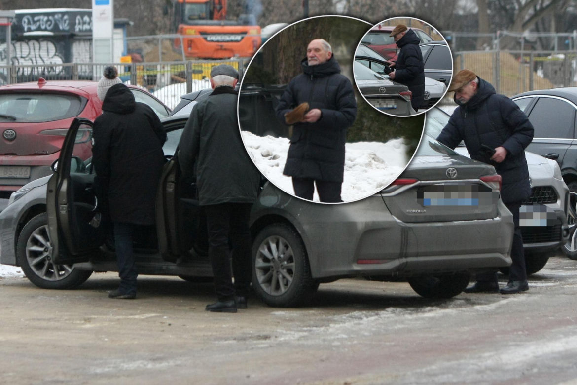 Macierewicz wciąż bez prawa jazdy