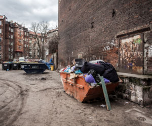Wydali 40 tysięcy na kupę kamieni