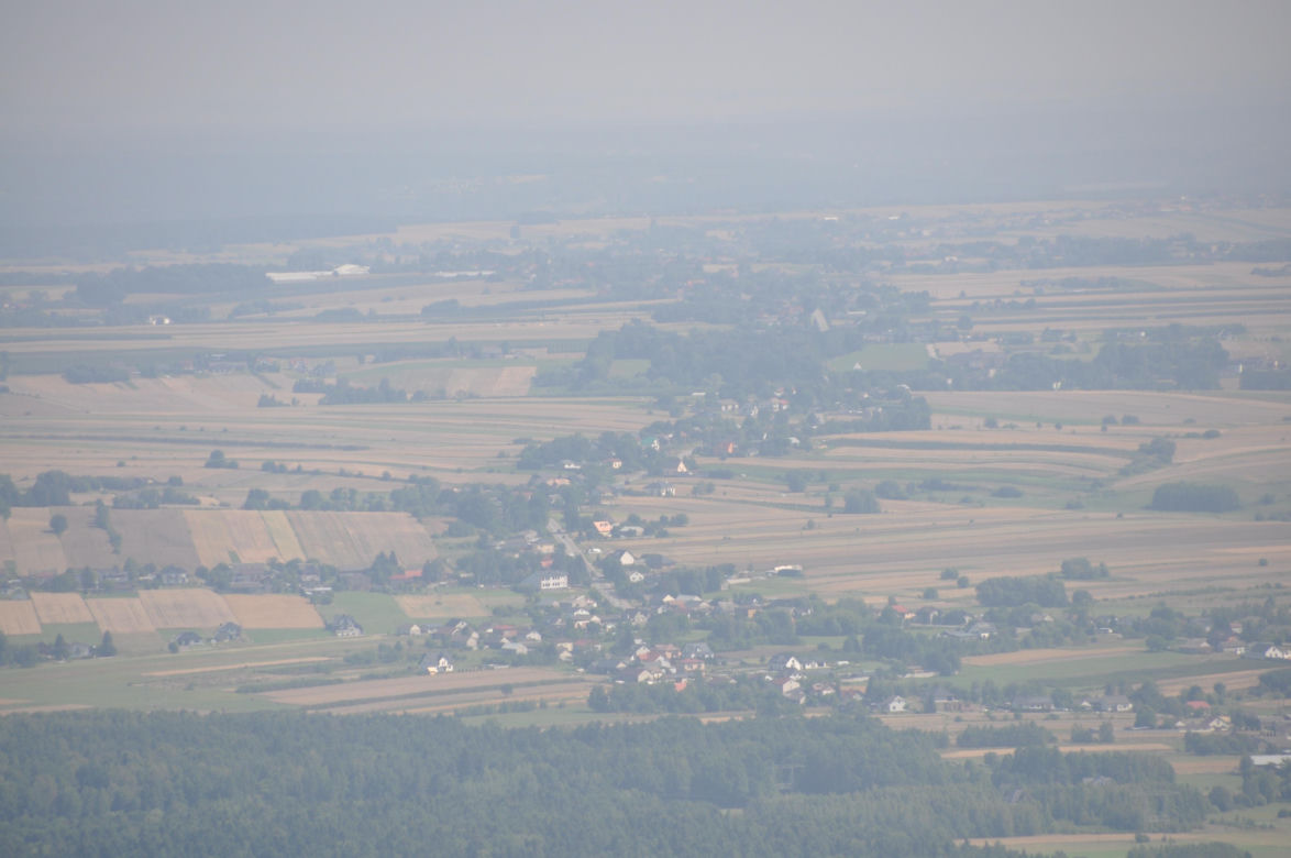 Piękne Góry Świętokrzyskie widziane ze słynnej wieży