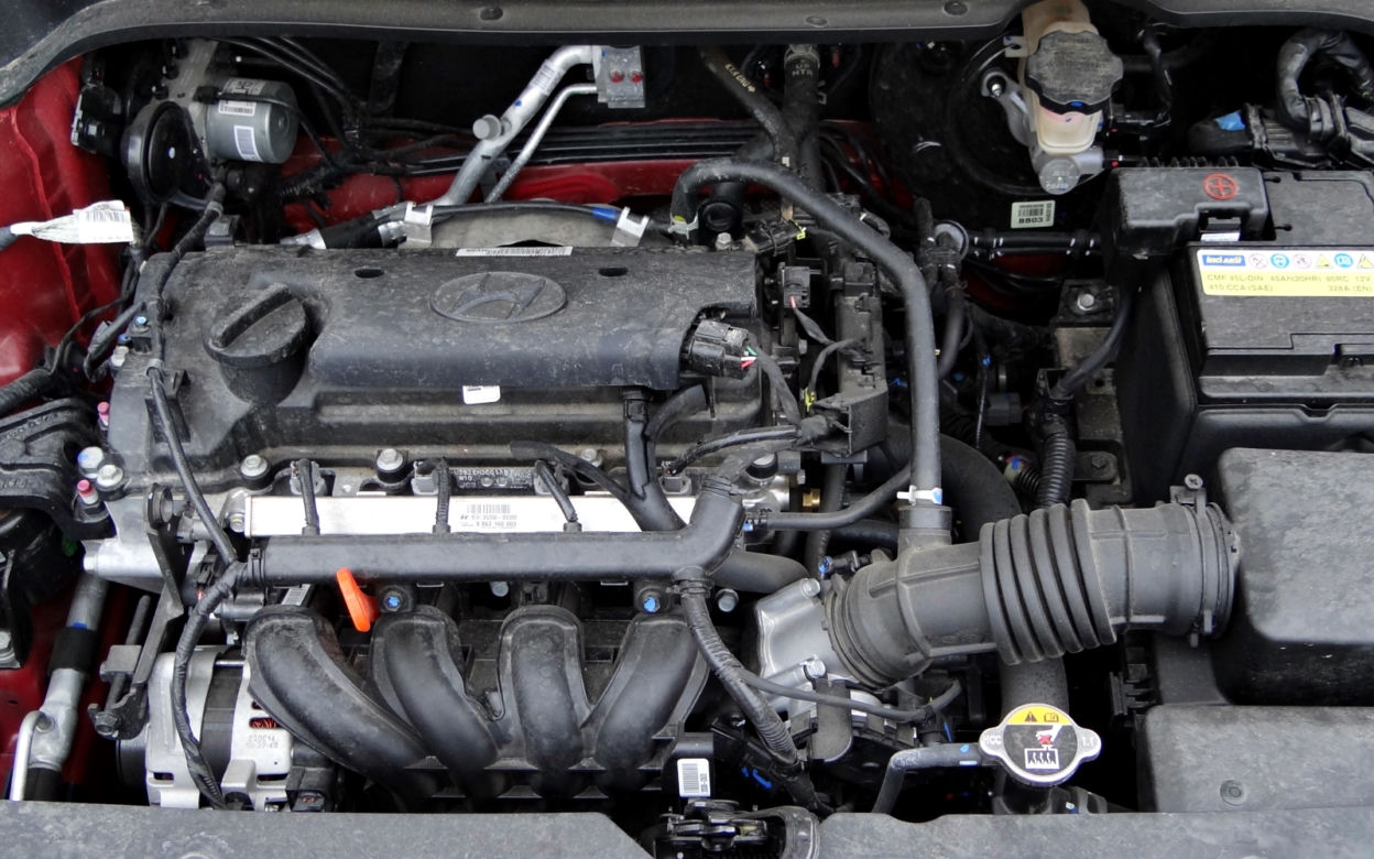 Hyundai i20 Coupe 1.4 MPI Premium