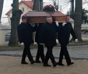 Zabił i przebrał się za Mikołaja