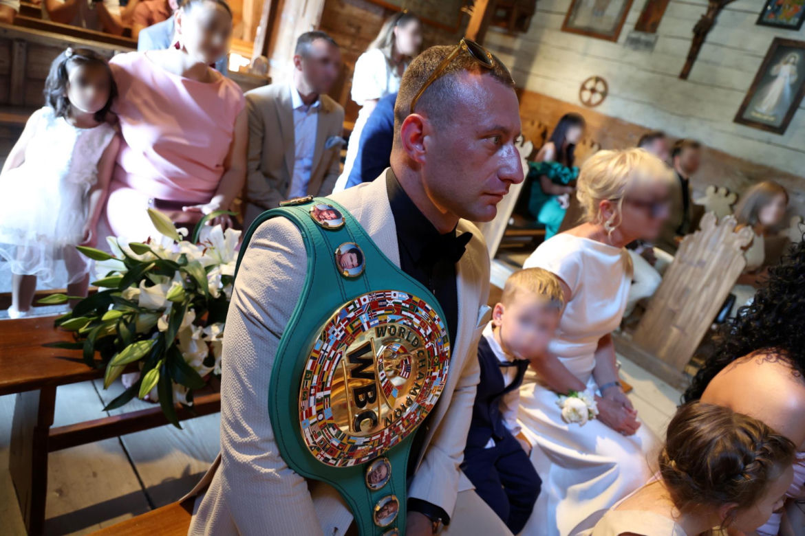 Michał Cieślak zdobył pas mistrza i wziął ślub