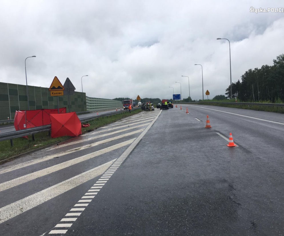 Śląskie: Drastyczne sceny na A1! Wyszedł z samochodu po wypadku i został ROZJECHANY