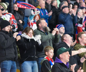 KH Energa Toruń - Unia Oświęcim 4:1, zdjęcia kibiców i zawodników z meczu nr 6