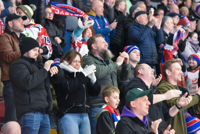 KH Energa Toruń - Unia Oświęcim 4:1, zdjęcia kibiców i zawodników z meczu nr 6