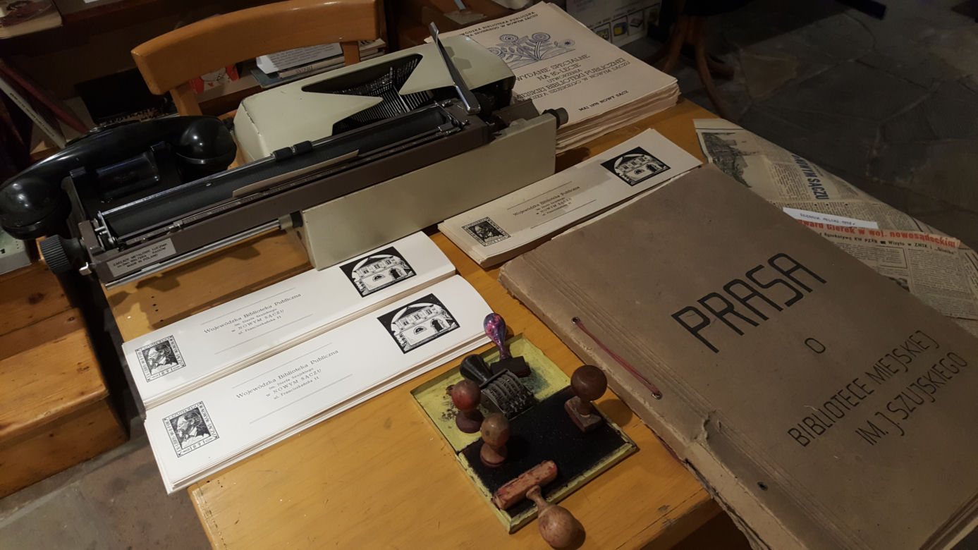 Wystawa z okazji 130-lcia Sądeckiej Biblioteki Publicznej