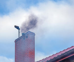 Czyste Powietrze pod lupą CBA. Funkcjonariusze weszli do Ministerstwa Klimatu i NFOŚiGW