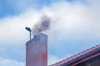 Czyste Powietrze pod lupą CBA. Funkcjonariusze weszli do Ministerstwa Klimatu i NFOŚiGW