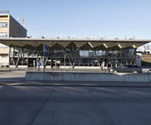 Warszawa. Wojsko na stacjach kolejowych