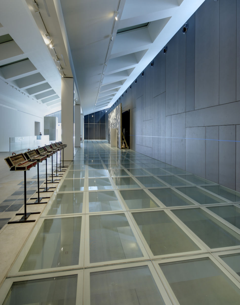 Szkło we współczesnej architekturze - MOCAK i Podziemia Rynku w Krakowie