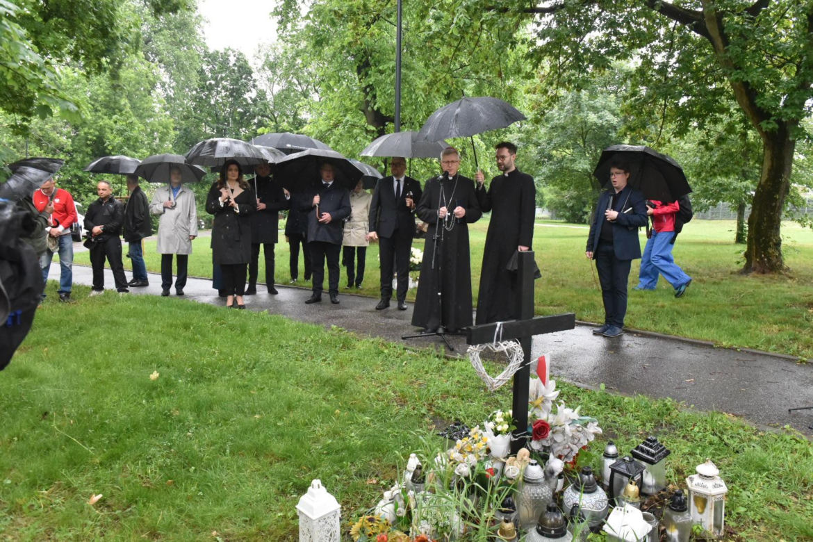 Spotkanie modlitewne w Parku Glazja. To tutaj doszło do ataku na niewinną Klaudię