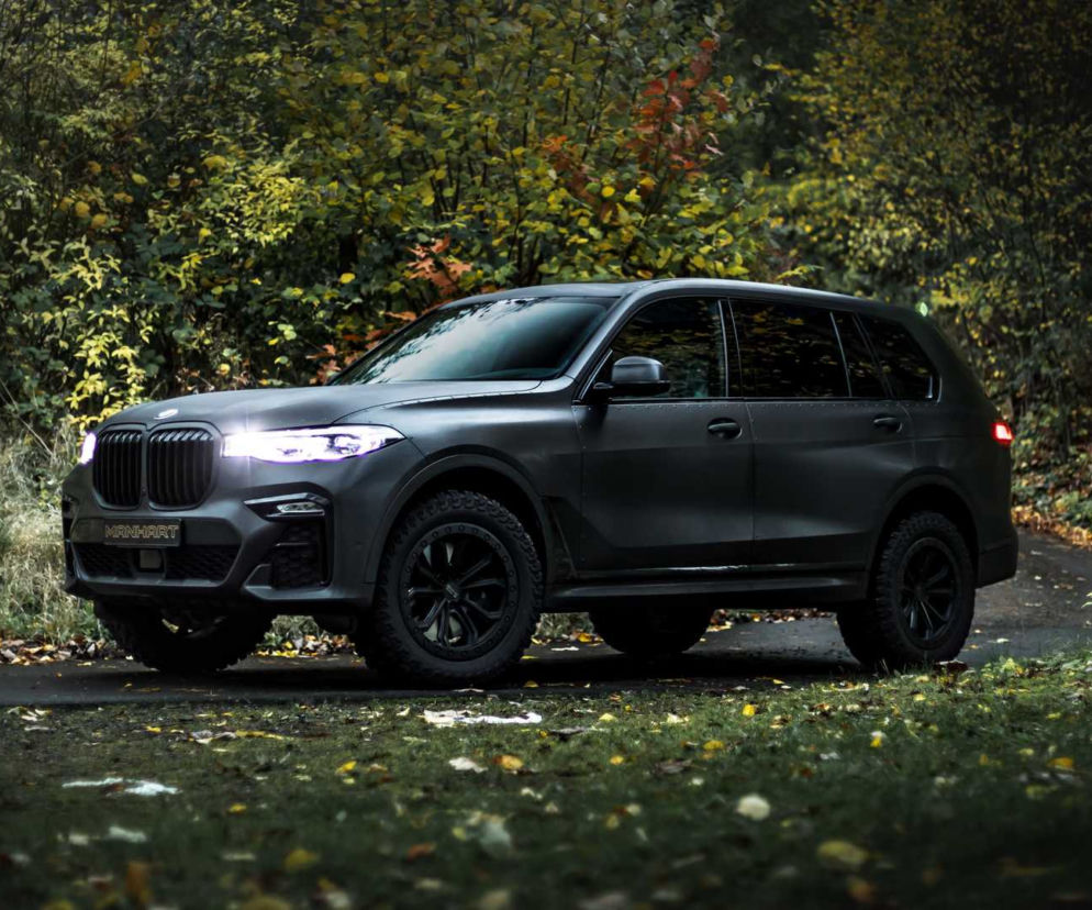 BMW X7 po tuningu Manhart