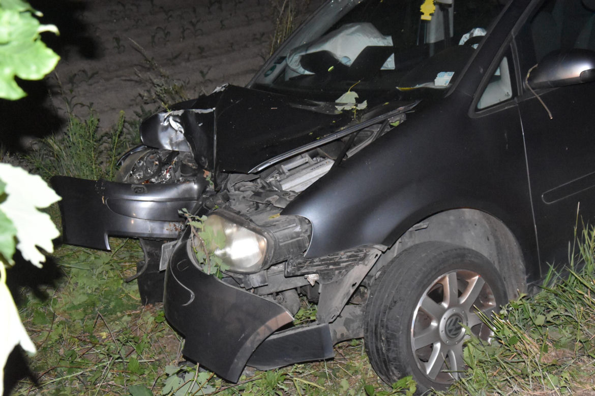 Pijany kierowca rozbił auto pod Gryżyną. Miał prawie 3 promile alkoholu