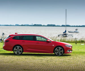 Opel Insignia Sports Tourer OPC Line 2.0 Turbo 260 KM AWD AT