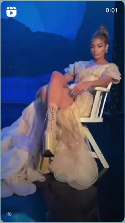 NAJSEKSOWNIEJSZE zdjęcia JLo. GALERIA GIGANT